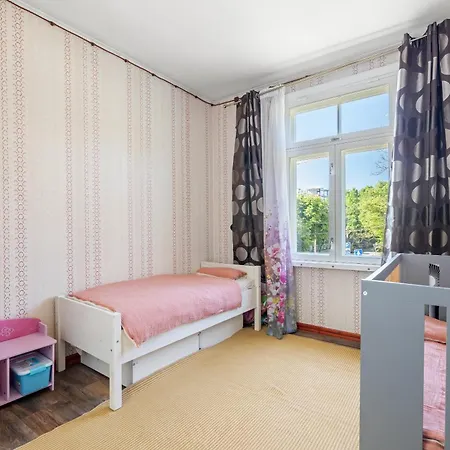 Child-friendly In Kadriorg Apartament Tallin